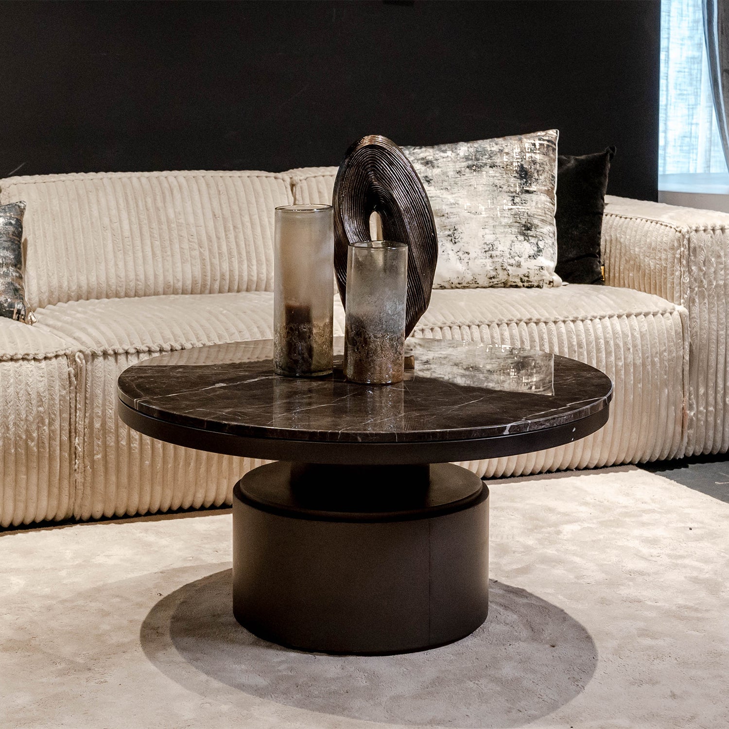 Bregtbrownandblackcoffeetablelow719965_0008_Bregtbrownandblackcoffeetablelow719965.jpg Couchtisch Bregt | Niedrig | Brauner Marmor - Image 1