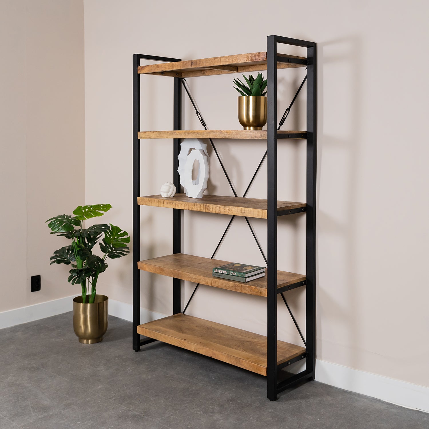 MeubelBaas-boekenkast-britt-mangohout-kast-1.jpg Britt-Bücherregal | Mangoholz - Image 1